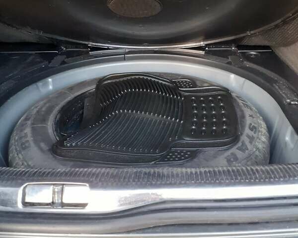 Серый Фольксваген Пассат, объемом двигателя 1.9 л и пробегом 283 тыс. км за 4900 $, фото 6 на Automoto.ua