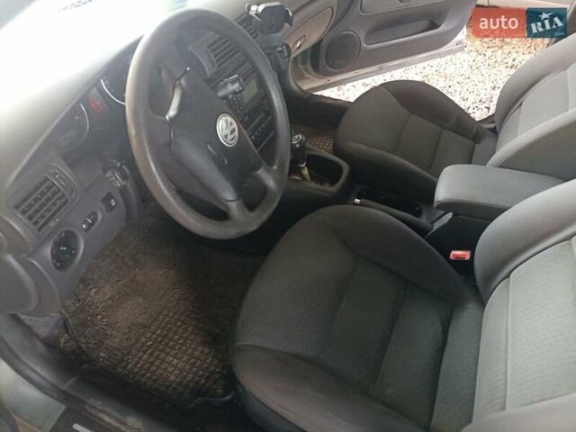 Серый Фольксваген Пассат, объемом двигателя 2 л и пробегом 316 тыс. км за 4500 $, фото 2 на Automoto.ua