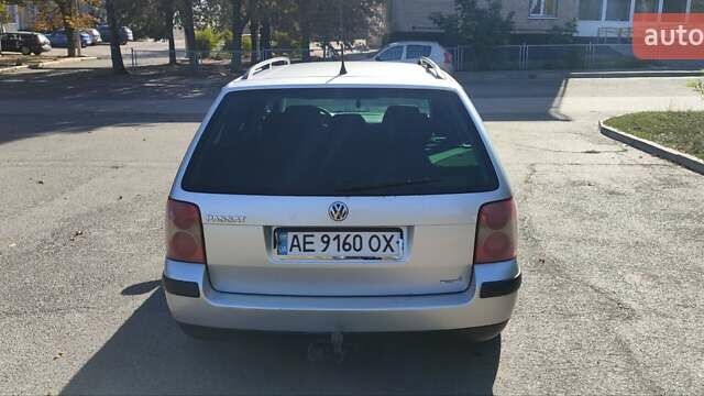 Серый Фольксваген Пассат, объемом двигателя 1.6 л и пробегом 260 тыс. км за 4000 $, фото 8 на Automoto.ua