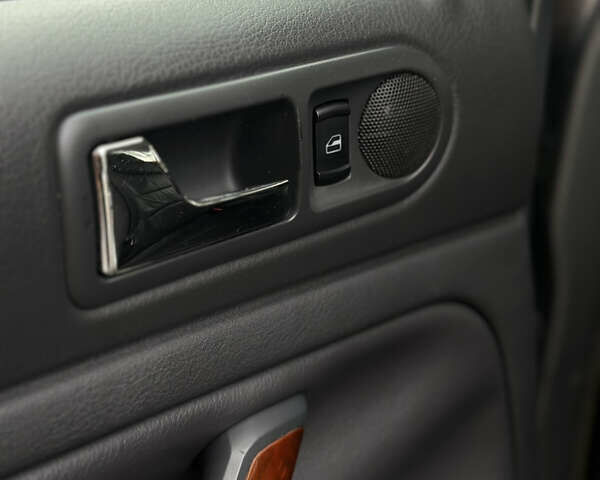 Серый Фольксваген Пассат, объемом двигателя 1.9 л и пробегом 347 тыс. км за 5150 $, фото 72 на Automoto.ua