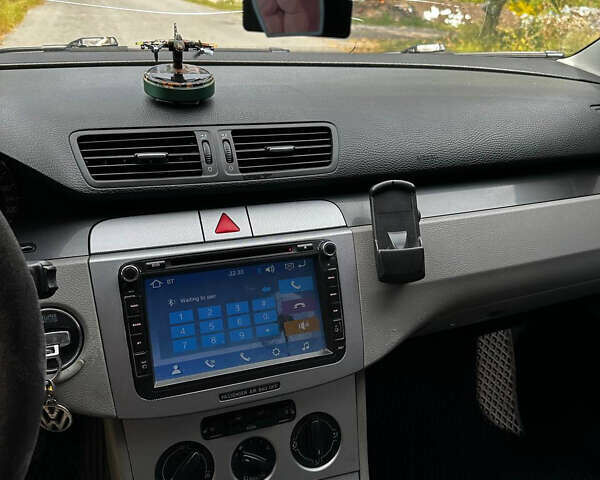 Серый Фольксваген Пассат, объемом двигателя 1.97 л и пробегом 310 тыс. км за 6500 $, фото 6 на Automoto.ua