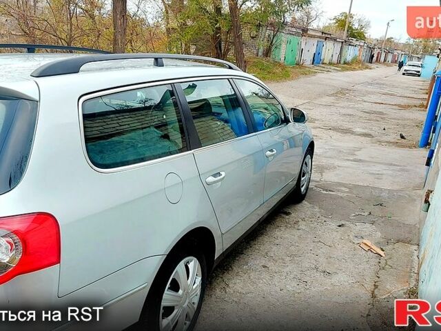 Серый Фольксваген Пассат, объемом двигателя 1.6 л и пробегом 171 тыс. км за 6500 $, фото 3 на Automoto.ua