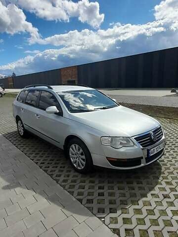 Серый Фольксваген Пассат, объемом двигателя 1.98 л и пробегом 260 тыс. км за 4800 $, фото 5 на Automoto.ua