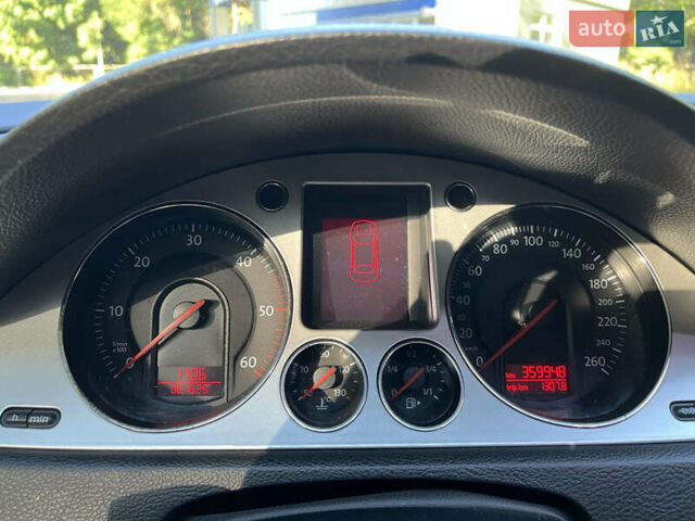 Серый Фольксваген Пассат, объемом двигателя 1.97 л и пробегом 362 тыс. км за 5700 $, фото 13 на Automoto.ua