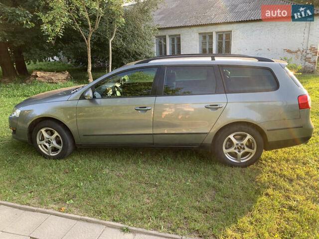 Серый Фольксваген Пассат, объемом двигателя 1.6 л и пробегом 222 тыс. км за 5550 $, фото 8 на Automoto.ua