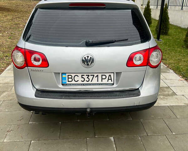 Серый Фольксваген Пассат, объемом двигателя 1.9 л и пробегом 354 тыс. км за 4350 $, фото 5 на Automoto.ua