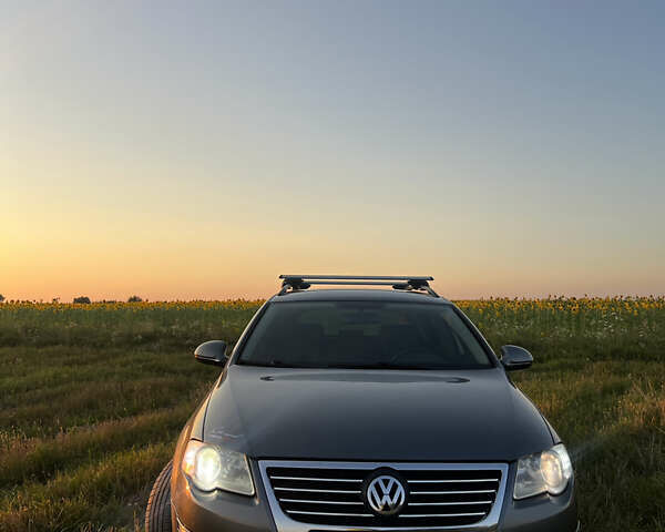 Серый Фольксваген Пассат, объемом двигателя 1.98 л и пробегом 244 тыс. км за 5500 $, фото 3 на Automoto.ua