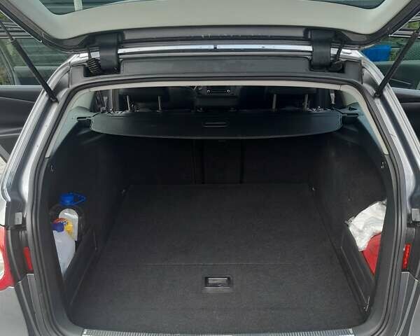 Сірий Фольксваген Пассат, об'ємом двигуна 2 л та пробігом 440 тис. км за 5700 $, фото 10 на Automoto.ua