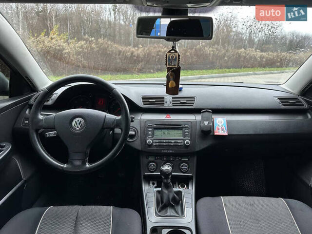 Серый Фольксваген Пассат, объемом двигателя 1.9 л и пробегом 354 тыс. км за 4499 $, фото 9 на Automoto.ua