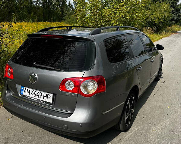 Серый Фольксваген Пассат, объемом двигателя 1.97 л и пробегом 310 тыс. км за 6500 $, фото 2 на Automoto.ua