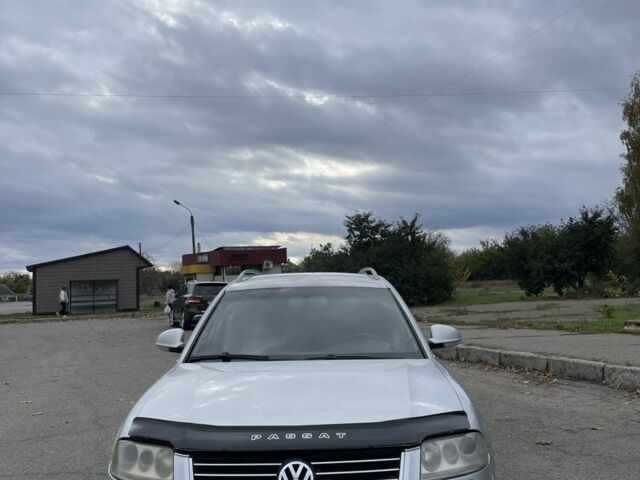 Сірий Фольксваген Пассат, об'ємом двигуна 2.5 л та пробігом 370 тис. км за 3650 $, фото 2 на Automoto.ua