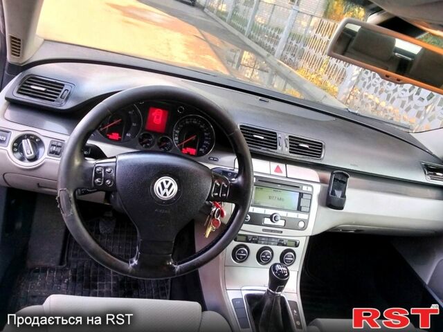 Серый Фольксваген Пассат, объемом двигателя 2 л и пробегом 0 тыс. км за 4400 $, фото 6 на Automoto.ua