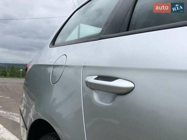 Серый Фольксваген Пассат, объемом двигателя 1.6 л и пробегом 210 тыс. км за 4995 $, фото 15 на Automoto.ua