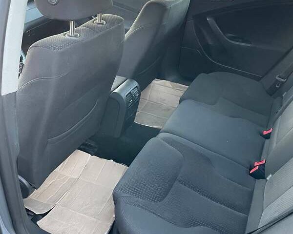 Серый Фольксваген Пассат, объемом двигателя 1.6 л и пробегом 232 тыс. км за 6499 $, фото 14 на Automoto.ua