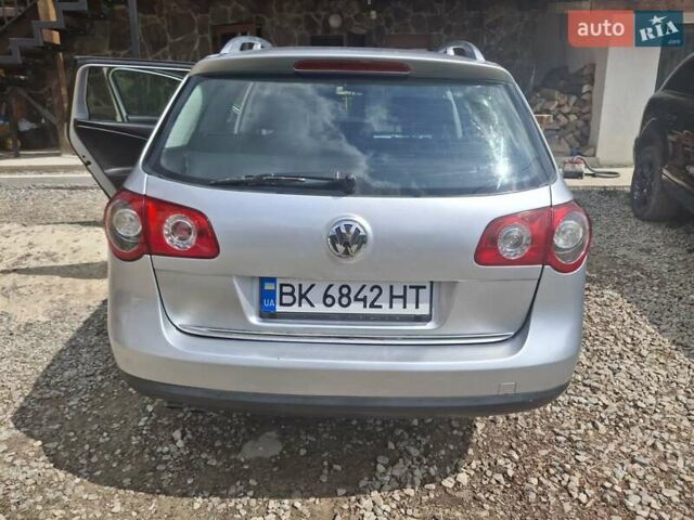 Сірий Фольксваген Пассат, об'ємом двигуна 1.9 л та пробігом 344 тис. км за 4500 $, фото 8 на Automoto.ua