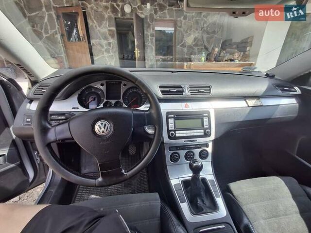 Сірий Фольксваген Пассат, об'ємом двигуна 1.9 л та пробігом 344 тис. км за 4500 $, фото 11 на Automoto.ua