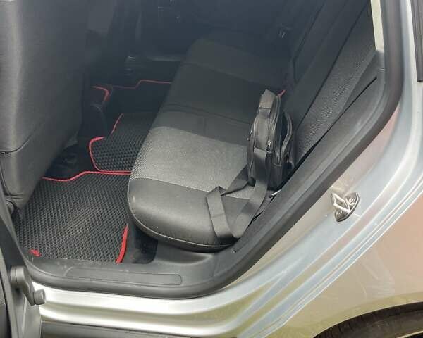 Серый Фольксваген Пассат, объемом двигателя 1.6 л и пробегом 275 тыс. км за 5600 $, фото 26 на Automoto.ua