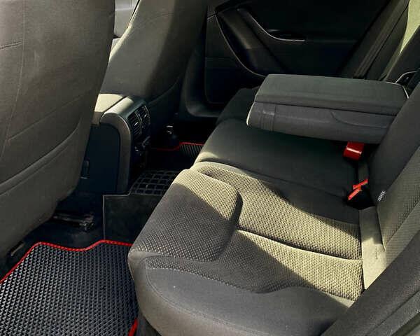 Серый Фольксваген Пассат, объемом двигателя 1.98 л и пробегом 244 тыс. км за 5500 $, фото 13 на Automoto.ua