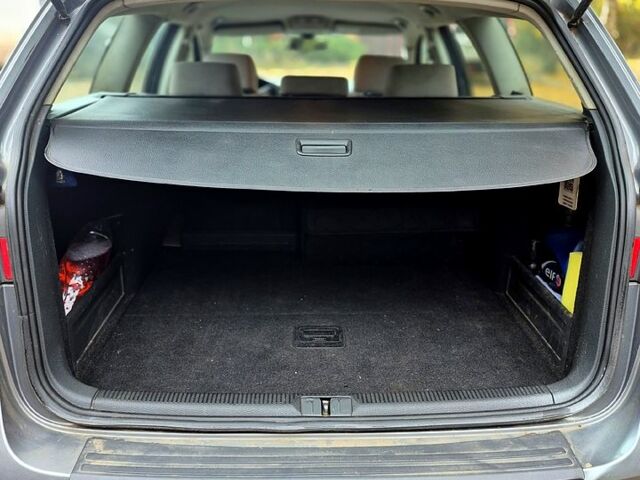 Серый Фольксваген Пассат, объемом двигателя 2 л и пробегом 367 тыс. км за 5000 $, фото 6 на Automoto.ua