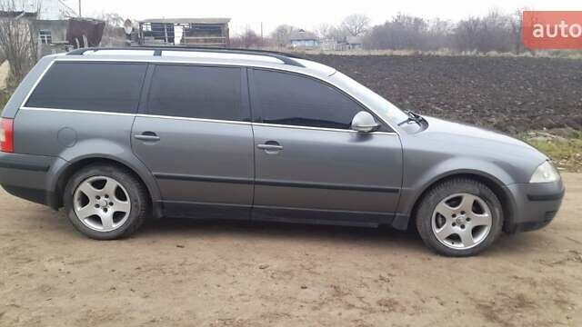 Серый Фольксваген Пассат, объемом двигателя 2 л и пробегом 415 тыс. км за 5700 $, фото 1 на Automoto.ua