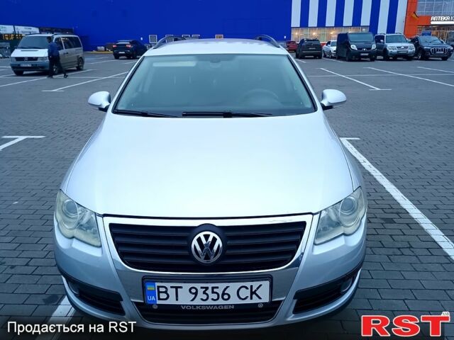 Серый Фольксваген Пассат, объемом двигателя 1.6 л и пробегом 247 тыс. км за 5750 $, фото 4 на Automoto.ua