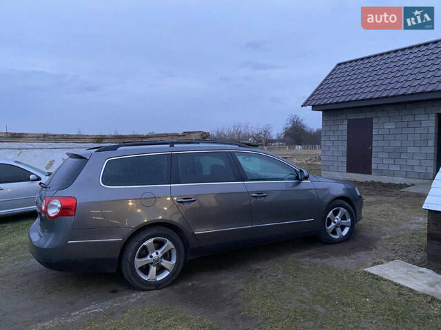 Серый Фольксваген Пассат, объемом двигателя 1.98 л и пробегом 244 тыс. км за 5500 $, фото 11 на Automoto.ua