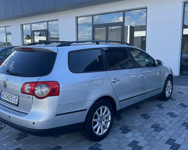 Серый Фольксваген Пассат, объемом двигателя 1.9 л и пробегом 300 тыс. км за 5000 $, фото 4 на Automoto.ua