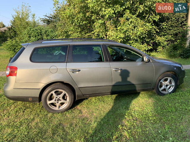 Серый Фольксваген Пассат, объемом двигателя 1.6 л и пробегом 222 тыс. км за 5550 $, фото 3 на Automoto.ua