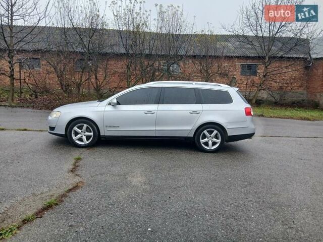 Сірий Фольксваген Пассат, об'ємом двигуна 2 л та пробігом 300 тис. км за 5100 $, фото 5 на Automoto.ua
