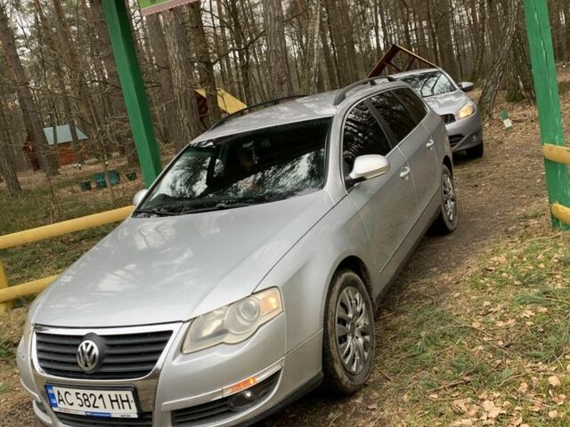 Серый Фольксваген Пассат, объемом двигателя 2 л и пробегом 330 тыс. км за 5300 $, фото 2 на Automoto.ua