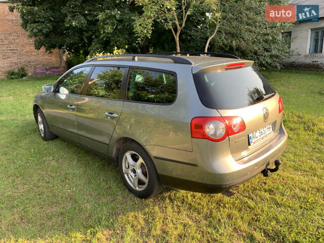 Серый Фольксваген Пассат, объемом двигателя 1.6 л и пробегом 222 тыс. км за 5550 $, фото 7 на Automoto.ua