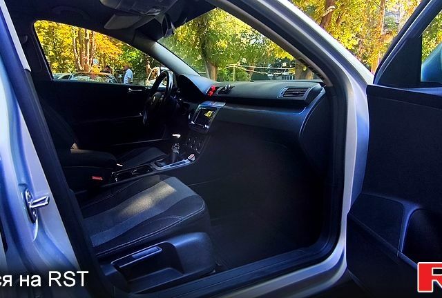 Серый Фольксваген Пассат, объемом двигателя 2 л и пробегом 267 тыс. км за 5000 $, фото 9 на Automoto.ua