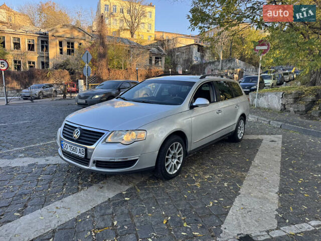 Сірий Фольксваген Пассат, об'ємом двигуна 2 л та пробігом 267 тис. км за 4500 $, фото 1 на Automoto.ua