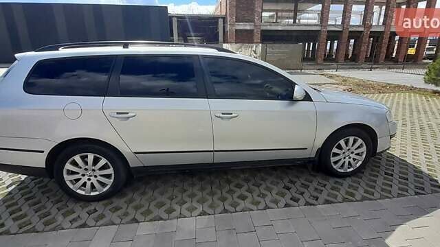 Серый Фольксваген Пассат, объемом двигателя 1.98 л и пробегом 260 тыс. км за 4800 $, фото 3 на Automoto.ua