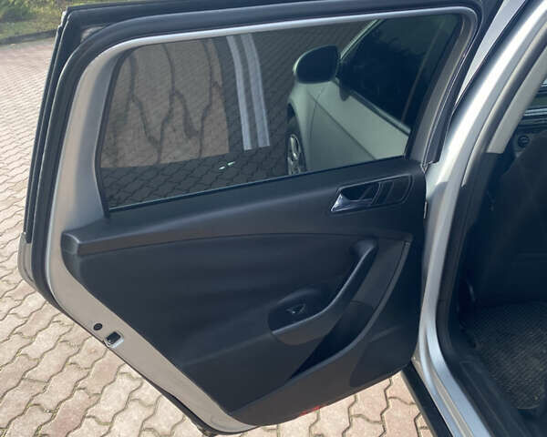 Серый Фольксваген Пассат, объемом двигателя 1.97 л и пробегом 350 тыс. км за 5600 $, фото 15 на Automoto.ua