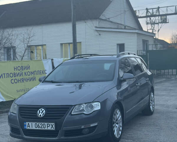 Серый Фольксваген Пассат, объемом двигателя 2 л и пробегом 300 тыс. км за 6500 $, фото 2 на Automoto.ua