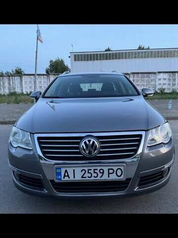 Серый Фольксваген Пассат, объемом двигателя 2 л и пробегом 198 тыс. км за 6900 $, фото 1 на Automoto.ua