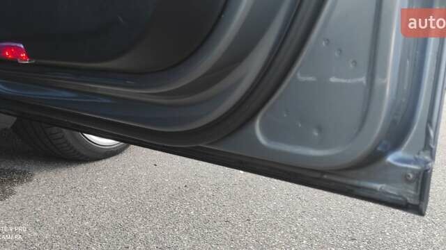 Серый Фольксваген Пассат, объемом двигателя 2 л и пробегом 198 тыс. км за 6900 $, фото 89 на Automoto.ua