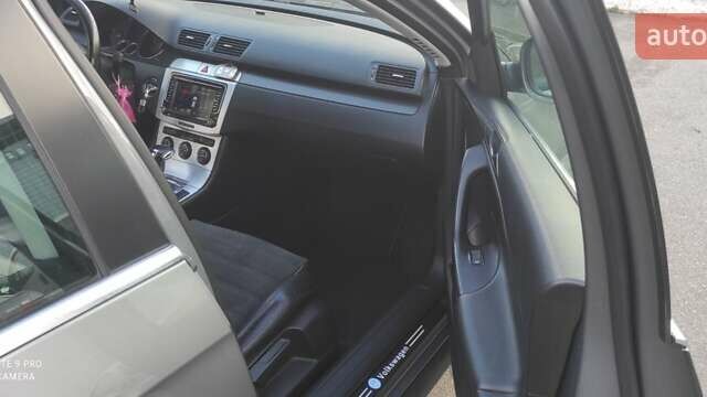 Серый Фольксваген Пассат, объемом двигателя 2 л и пробегом 198 тыс. км за 6900 $, фото 93 на Automoto.ua