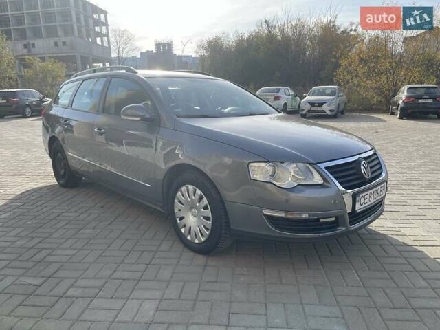 Серый Фольксваген Пассат, объемом двигателя 1.6 л и пробегом 238 тыс. км за 5200 $, фото 7 на Automoto.ua