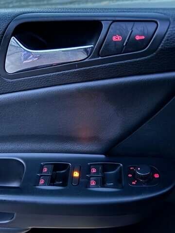 Серый Фольксваген Пассат, объемом двигателя 2 л и пробегом 198 тыс. км за 6900 $, фото 23 на Automoto.ua