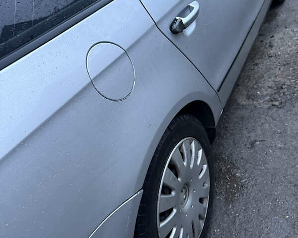 Серый Фольксваген Пассат, объемом двигателя 2 л и пробегом 300 тыс. км за 2950 $, фото 15 на Automoto.ua