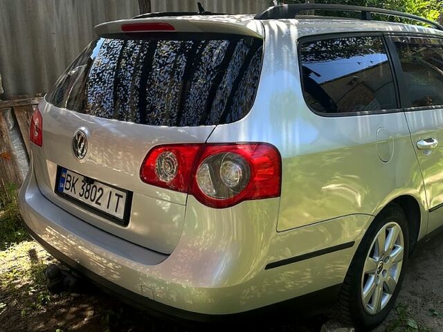 Сірий Фольксваген Пассат, об'ємом двигуна 1.9 л та пробігом 280 тис. км за 2800 $, фото 2 на Automoto.ua