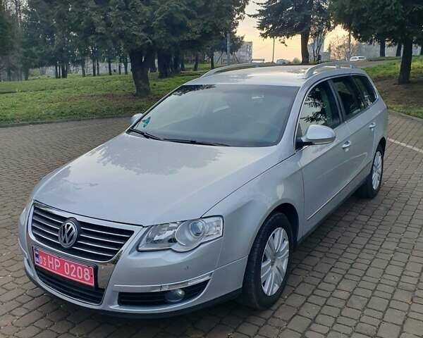 Сірий Фольксваген Пассат, об'ємом двигуна 1.6 л та пробігом 212 тис. км за 5900 $, фото 14 на Automoto.ua