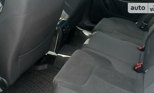 Серый Фольксваген Пассат, объемом двигателя 1.6 л и пробегом 165 тыс. км за 6500 $, фото 16 на Automoto.ua