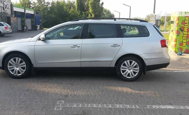 Серый Фольксваген Пассат, объемом двигателя 1.6 л и пробегом 165 тыс. км за 6500 $, фото 13 на Automoto.ua