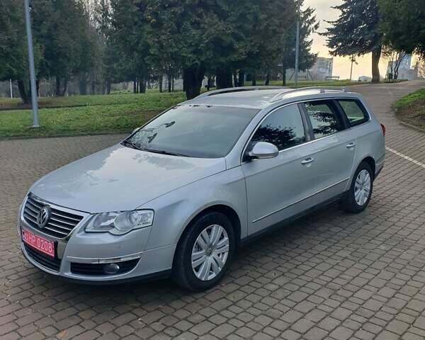 Сірий Фольксваген Пассат, об'ємом двигуна 1.6 л та пробігом 212 тис. км за 5900 $, фото 13 на Automoto.ua