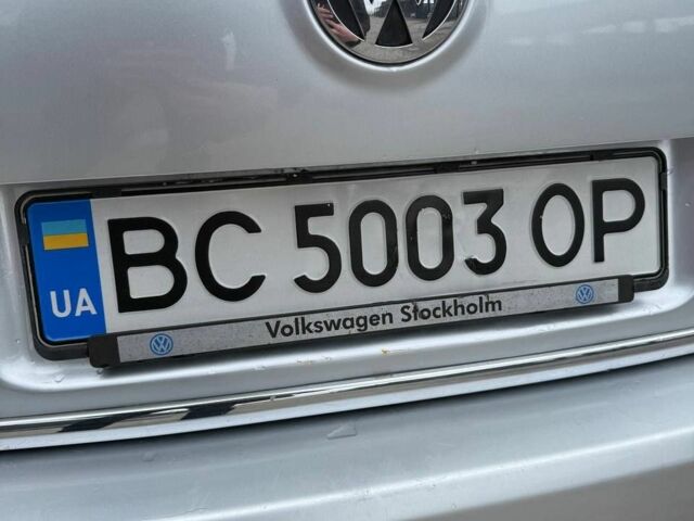 Серый Фольксваген Пассат, объемом двигателя 2 л и пробегом 265 тыс. км за 5500 $, фото 9 на Automoto.ua