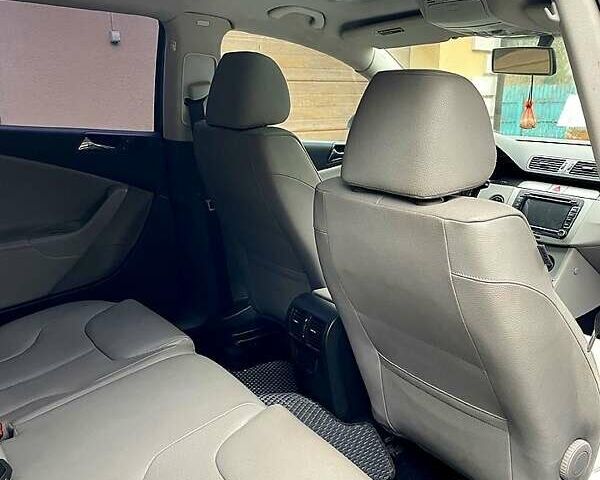 Серый Фольксваген Пассат, объемом двигателя 2 л и пробегом 190 тыс. км за 6000 $, фото 7 на Automoto.ua