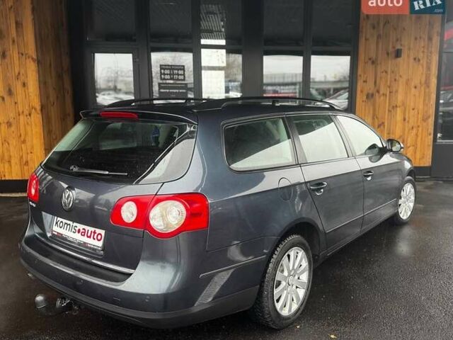 Сірий Фольксваген Пассат, об'ємом двигуна 1.6 л та пробігом 244 тис. км за 6199 $, фото 7 на Automoto.ua